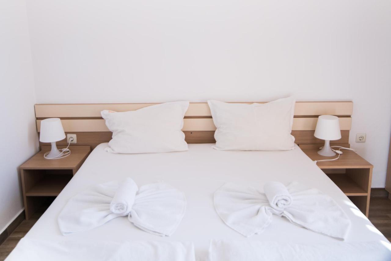 Тропикана Hotell Primorsko Eksteriør bilde